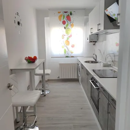 Con Jacuzzi: El Rincon De Delicias Apartman Zaragoza
