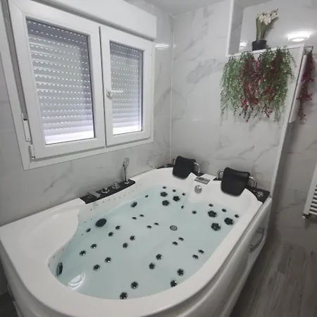 Con Jacuzzi El Rincon De Delicias * Zaragoza