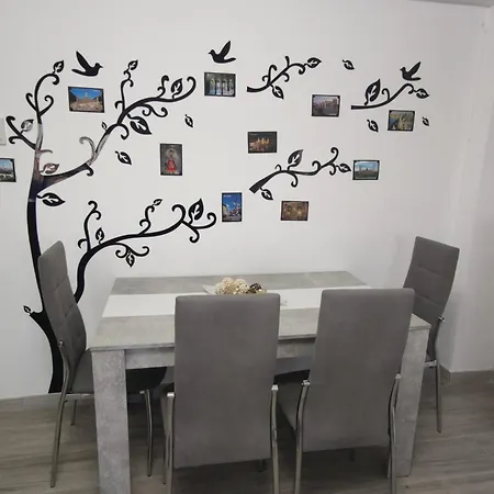 Con Jacuzzi: El Rincon De Delicias Apartman Zaragoza