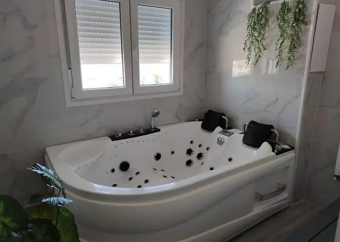 Apartman Con Jacuzzi: El Rincon De Delicias